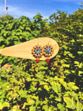 Load image into Gallery viewer, Ma̱ḵ’ooxs iłeetk - red salmonbbs