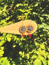 Load image into Gallery viewer, Ma̱ḵ’ooxs iłeetk - red salmonbbs