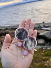 Load image into Gallery viewer, Pink Raspberry Cotton Candy - Naasü (trailing raspberries)