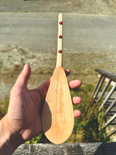 Luwi ‘as apsxawg̱a̱n - alder soapberry spoons