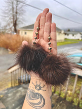 Load image into Gallery viewer, Sts’ool Łgümedm G̱a̱guum