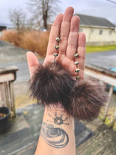 Load image into Gallery viewer, Sts’ool Łgümedm G̱a̱guum